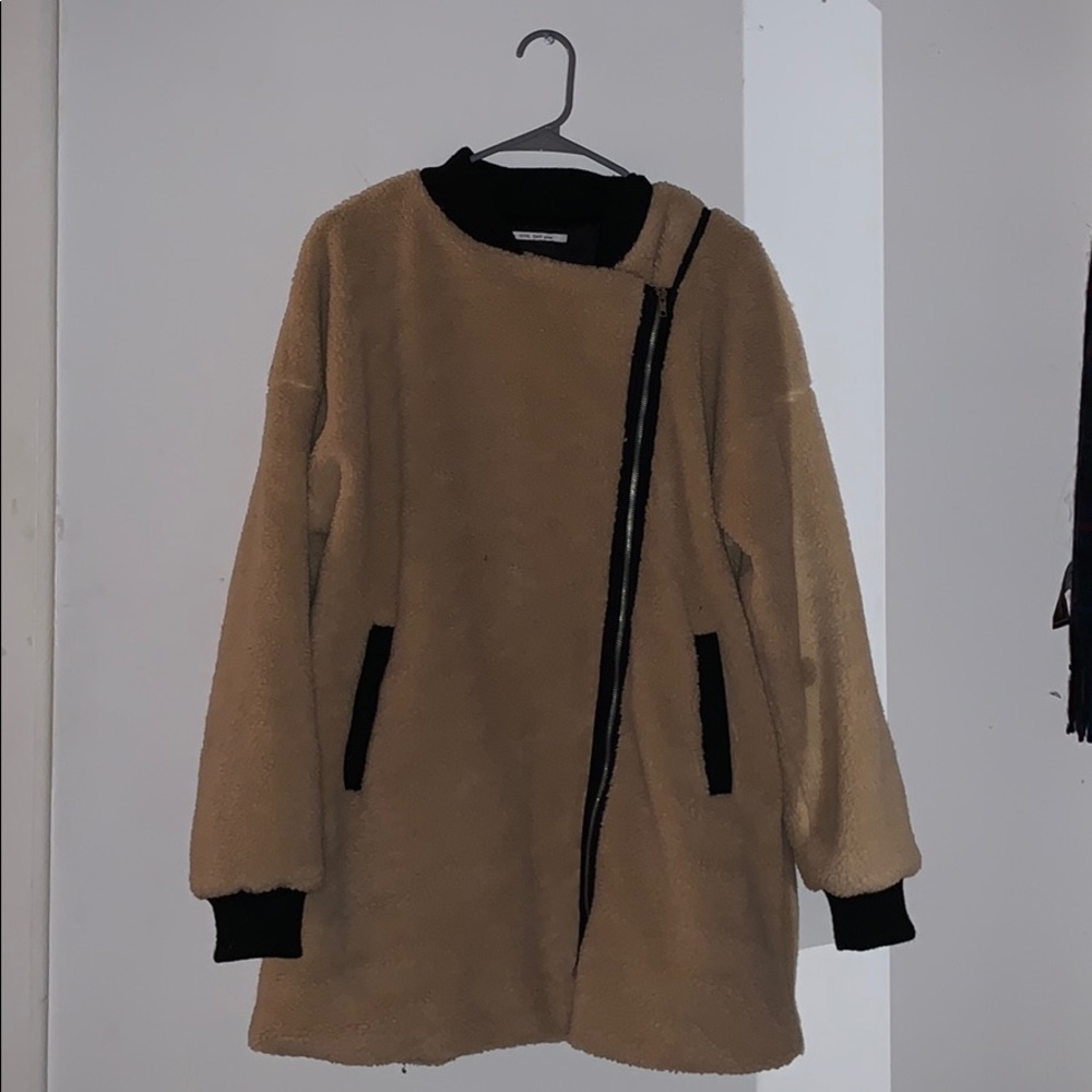 Tan ONE DAY PLUS teddy coat